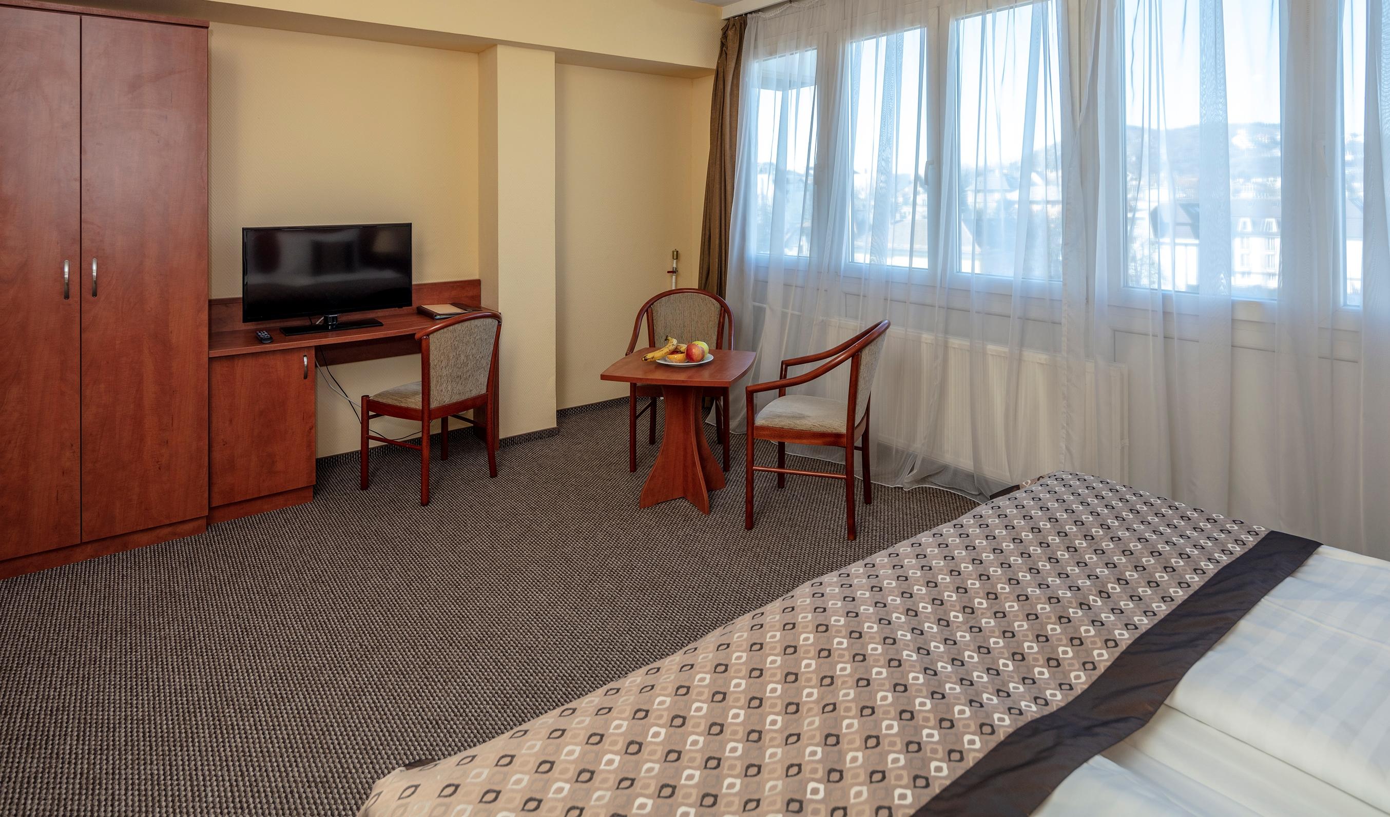 Hotel Charles Budapest Bagian luar foto