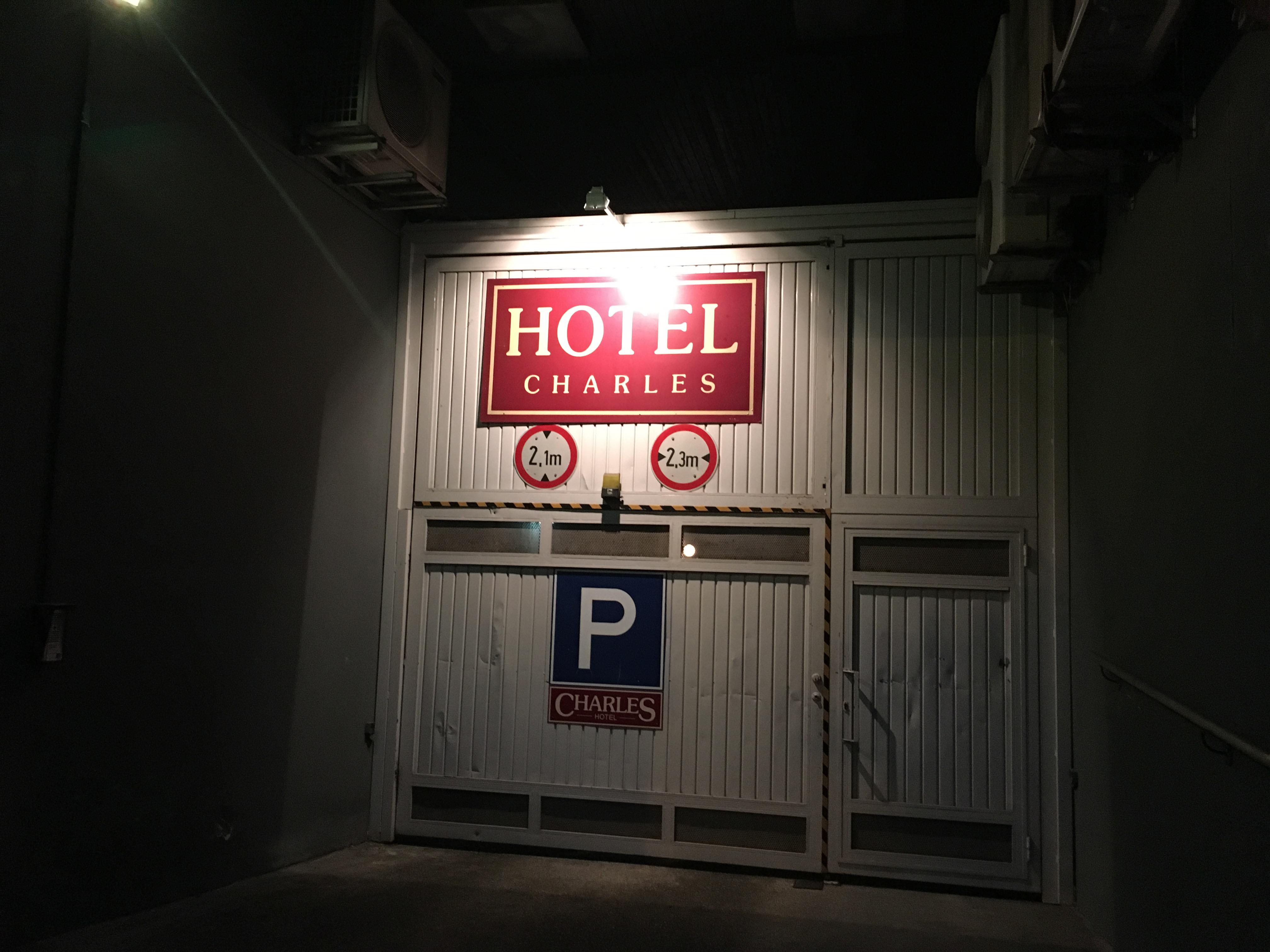 Hotel Charles Budapest Bagian luar foto